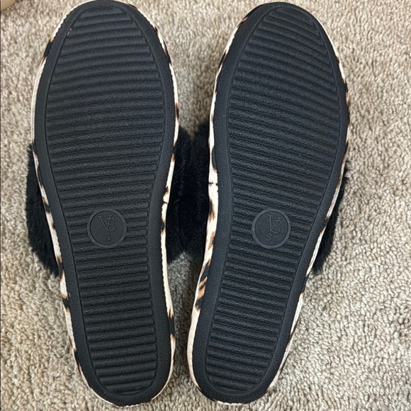 Leopard Print Fur Slippers - Never Worn - Picture 3 of 4